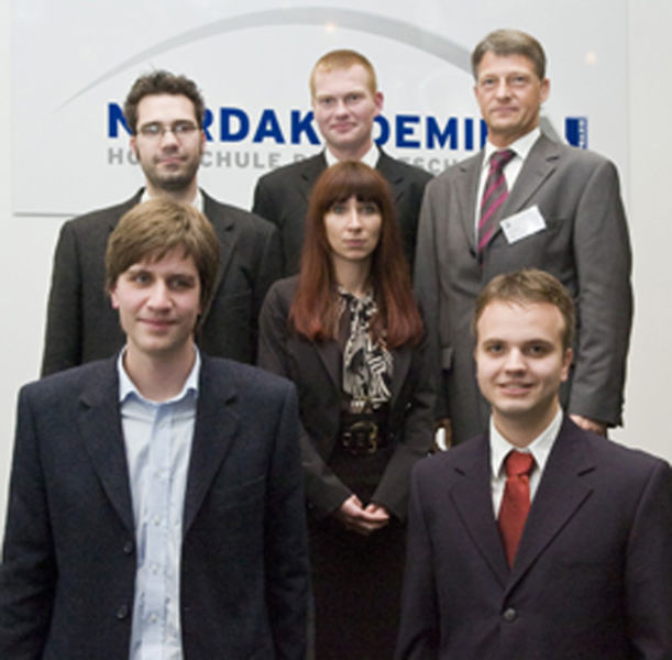 Bild der Prämierten und Professoren Bild der Prämierten und Professoren