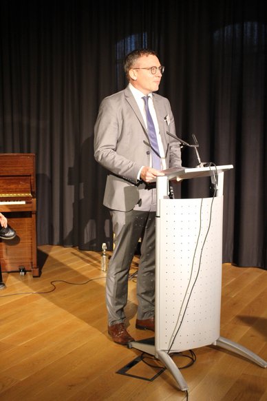 Laudatio von Prof. Dr. Frank Thiesing