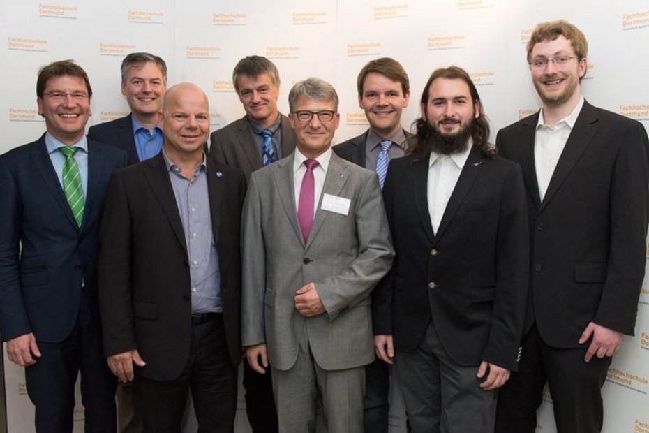 Guppenbild der Prämierten und Professoren